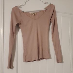 Express small long sleeve off shoulder mauve top